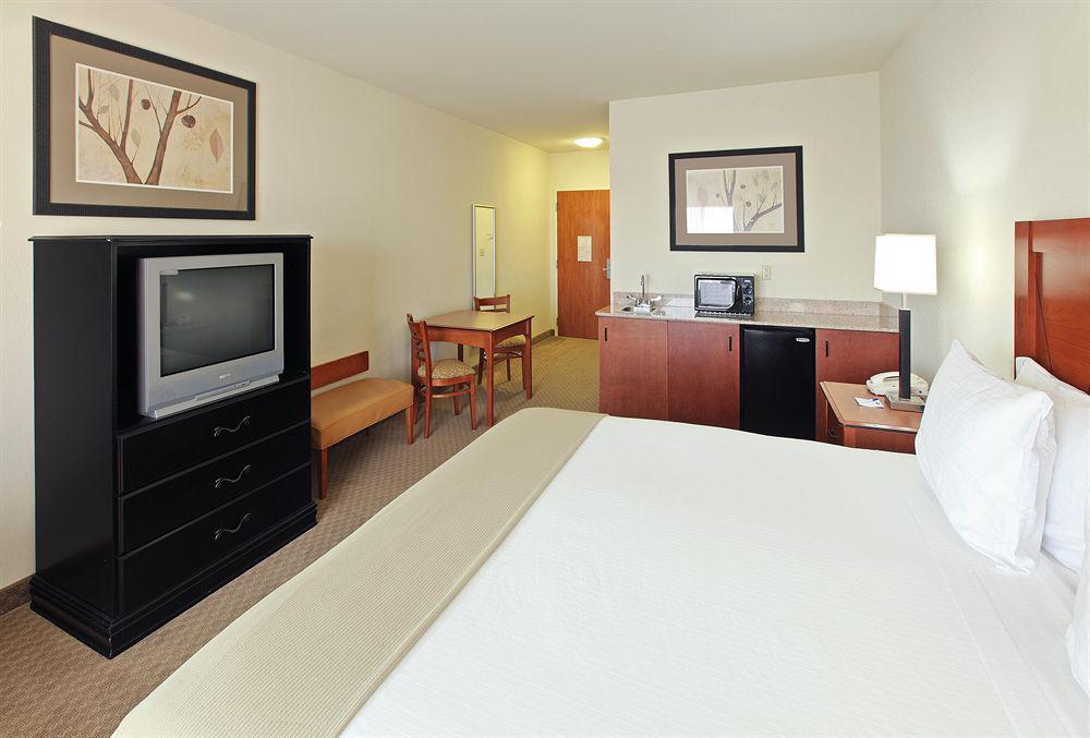 Holiday Inn Express & Suites Pine Bluff/Pines Mall By Ihg Quarto foto