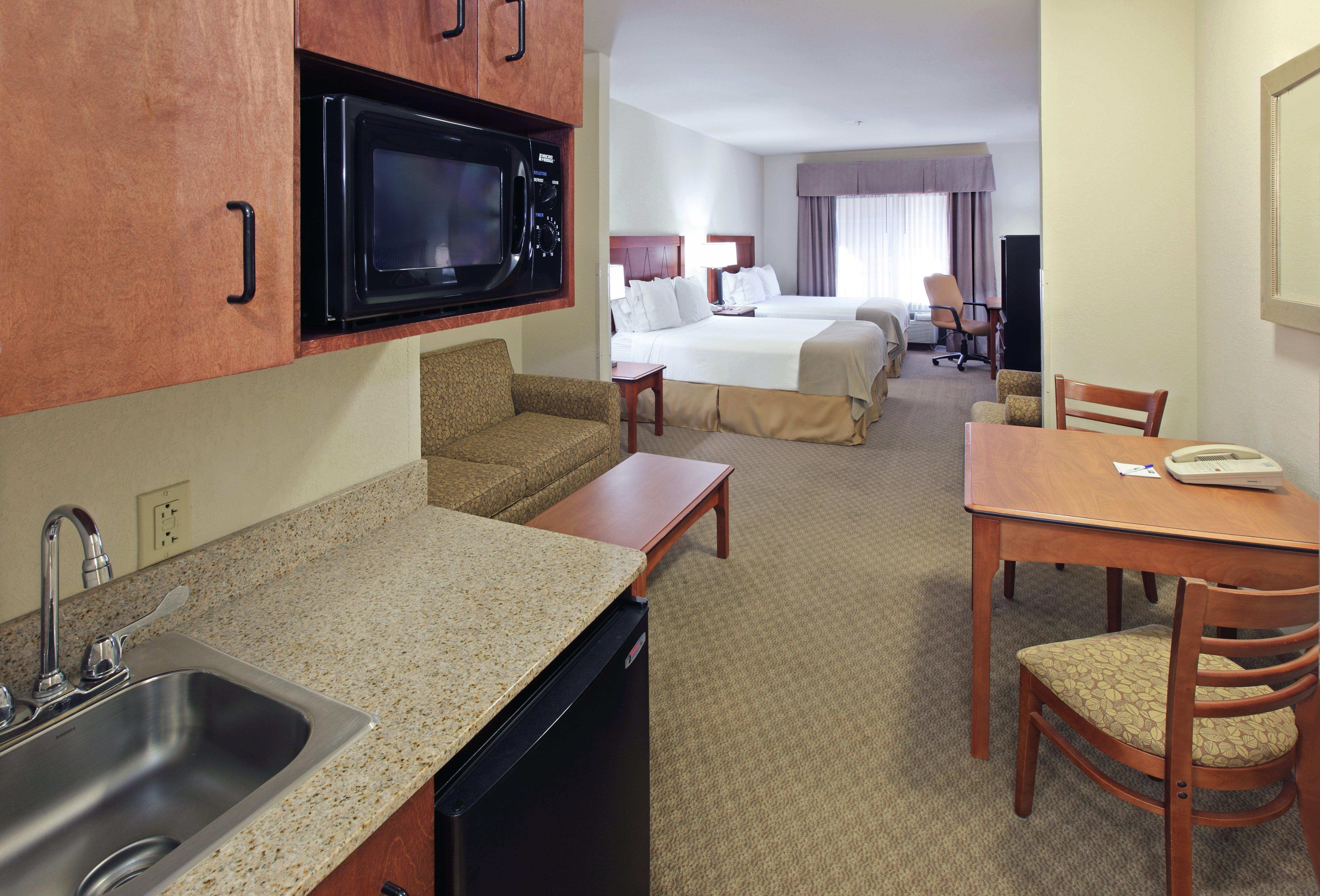 Holiday Inn Express & Suites Pine Bluff/Pines Mall By Ihg Exterior foto